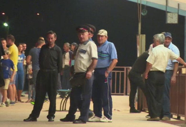 Circulatia feroviara, data peste cap la Alba Iulia, din cauza unor lucrari. Pasagerii unui tren, blocati 5 ore in gara