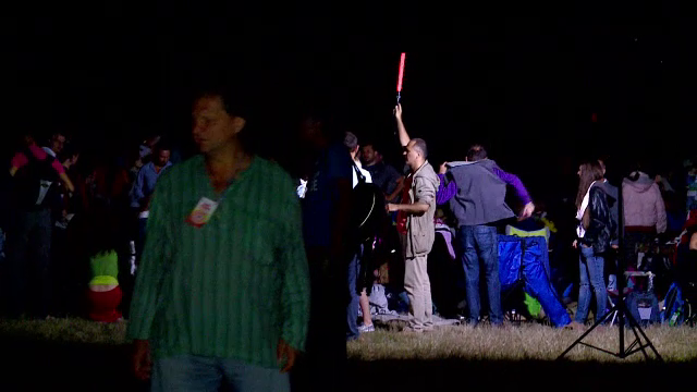 Mii de yoghini, prezenti la spirala de la Costinesti. Au intampinat cel mai important moment din an pentru adeptii MISA