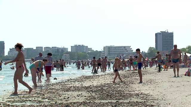 Primul weekend cu preturi reduse si vreme frumoasa pe litoral. Cat costa acum o noapte de cazare la mare