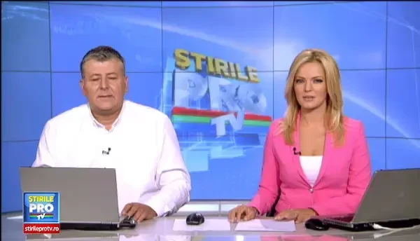 Deranjat de zvonurile cum ca ar purta mesa, Donald Trump a dovedit ca parul sau este natural. Ce a rugat-o pe o spectatoare