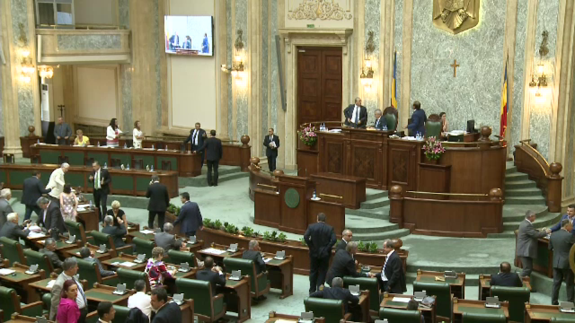 Codul Fiscal a fost aprobat in Senat. Ce cuprinde varianta finala, negociata de Dragnea cu toate partidele
