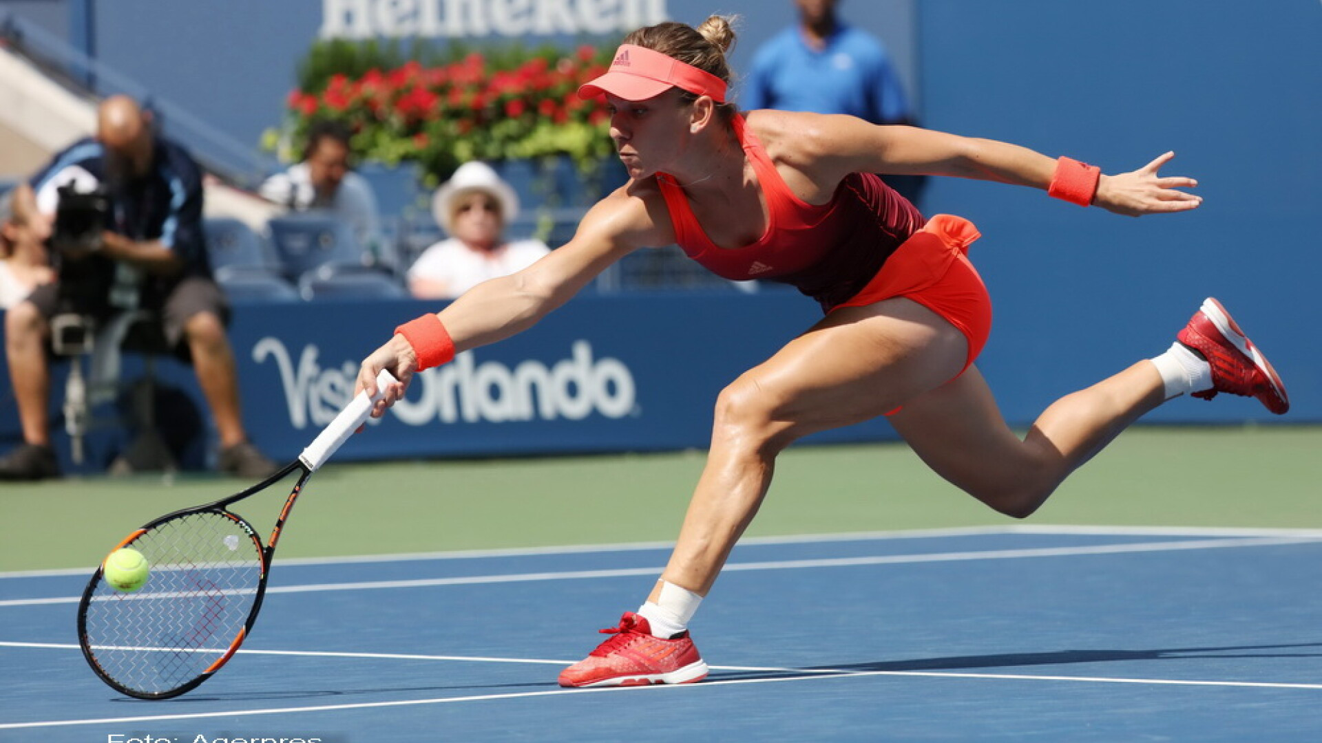 Halep vs Bondarenko 6-3, 6-4. Simona merge in turul 3 la US Open, unde da peste Kurumi Nara sau Shelby Roger