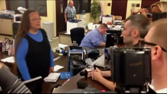 Scandal in SUA. O functionara refuza sa elibereze autorizatii de casatorie pentru homosexuali din "autoritatea lui Dumnezeu"