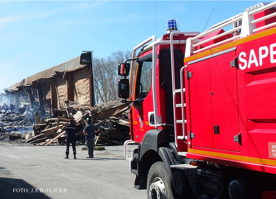 Incendiu cu 8 morti, dintre care 2 copii, in capitala Frantei. Autoritatile franceze au retinut un suspect