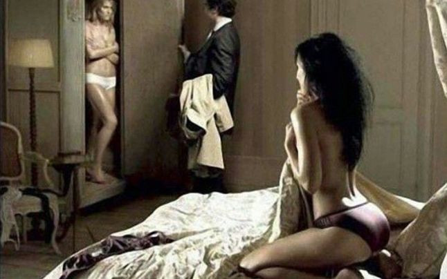 Femeile flexisexuale castiga teren. Ce le determina sa renunte la heterosexualitate