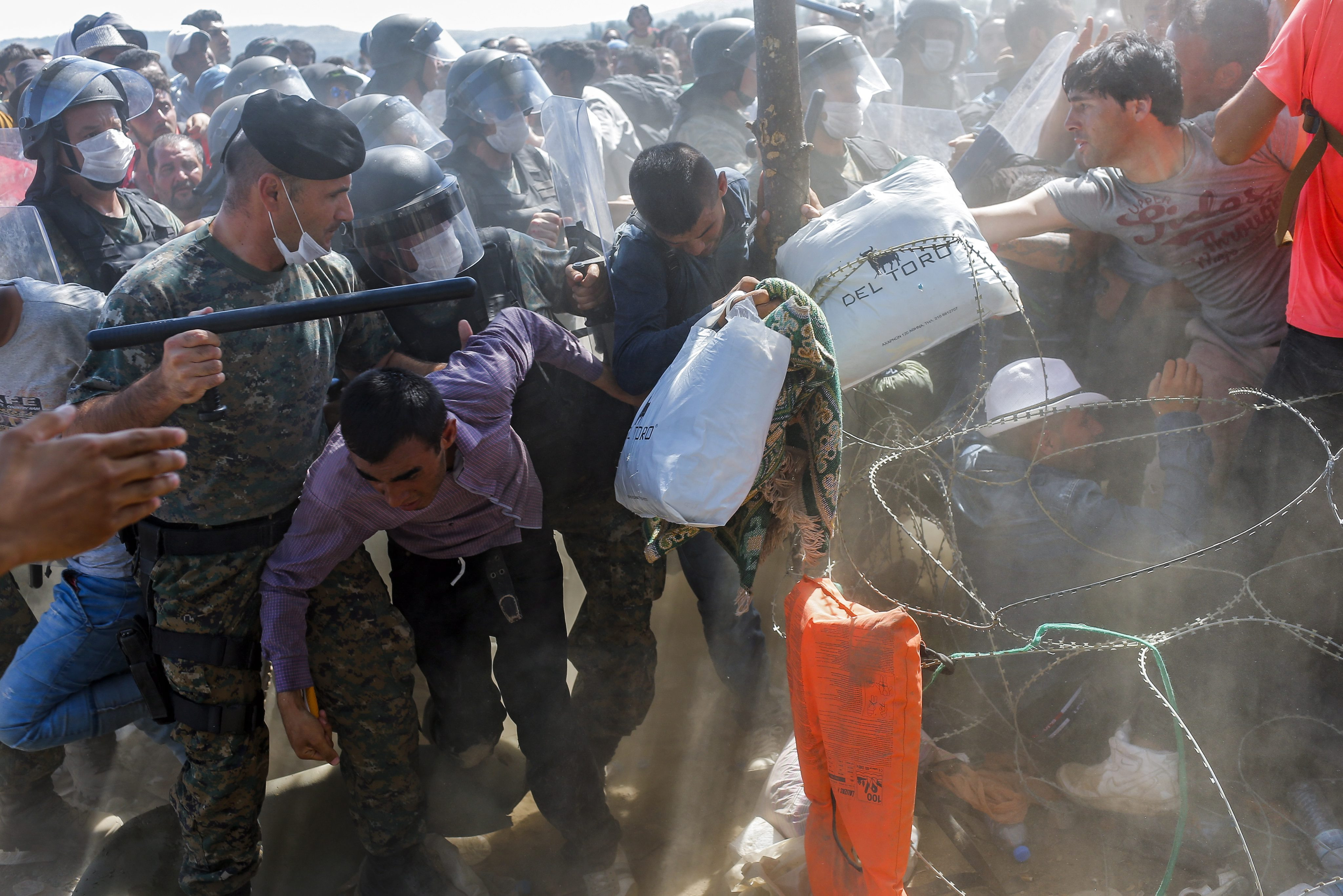 Schengen, prima victima a invaziei imigrantilor in Europa. "Este in pericol unul dintre pilonii fundamentali"