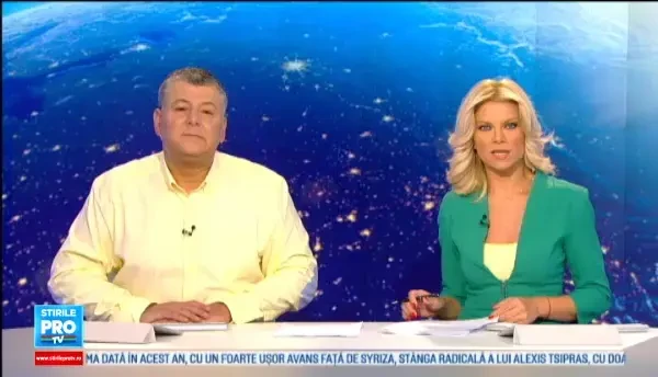 O masina a luat foc in mers pe centura Timisoarei. Soferul a reusit sa iasa din autoturism si sa sune la 112