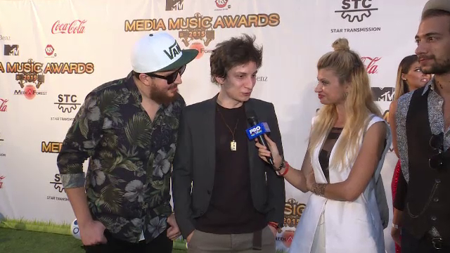 Media Music Awards 2015. Tiberiu Albu, castigatorul trofeului Vocea Romaniei, a fost aparitia serii. Andra a primit 2 trofee