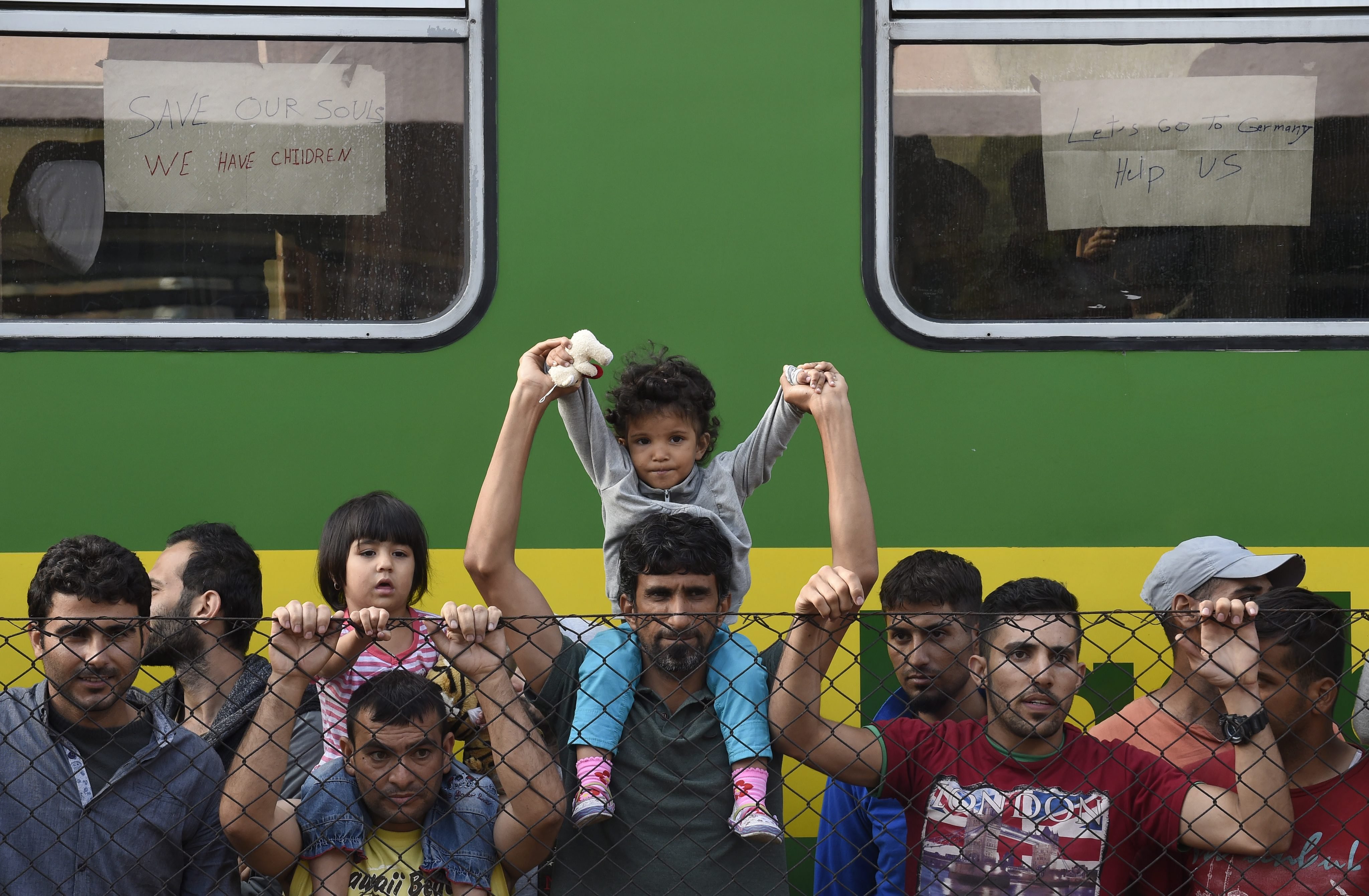 criza imigranti - agerpres