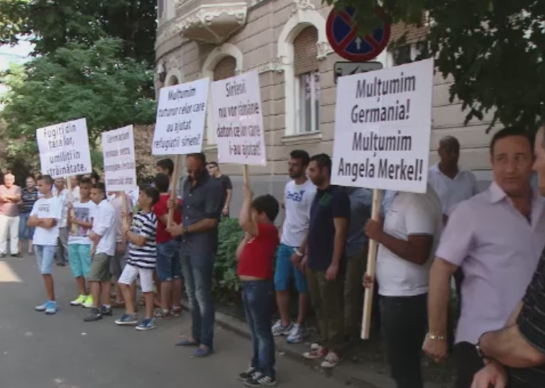 Miting la Timisoara. Sirienii din oras au multumit Germaniei pentru felul in care trateaza problema refugiatilor