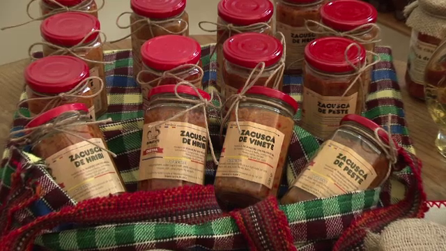 Zacusca, conserva preferată a românilor când vine toamna. Cea mai simplă rețetă de zacuscă dietetică