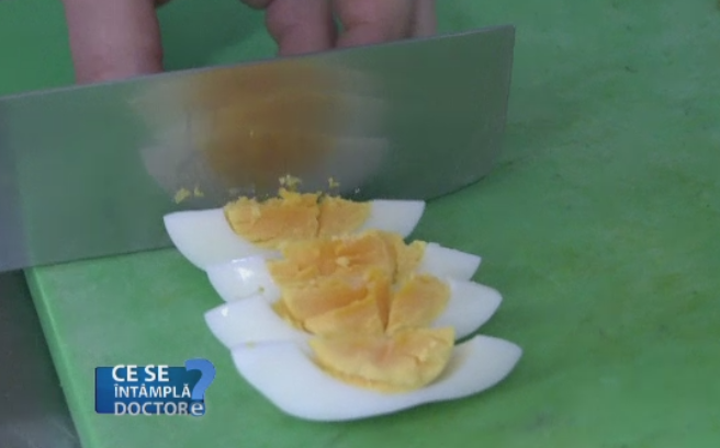 Mancarea gatita trebuie consumata in cel mult 24 de ore. Recomandarile specialistilor pentru a ne feri de boli infectioase