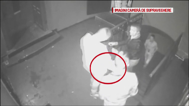Scandal de proportii intr-un club din Baia Mare, surprins de camere. Un bodyguard a fost atacat cu cutitul