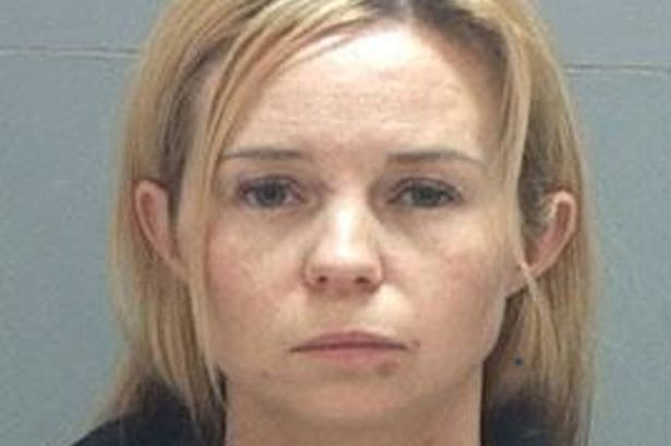 Sotul a simtit ca se intampla ceva cu sotia sa si a angajat un detectiv particular. Totul s-a terminat cu femeia arestata