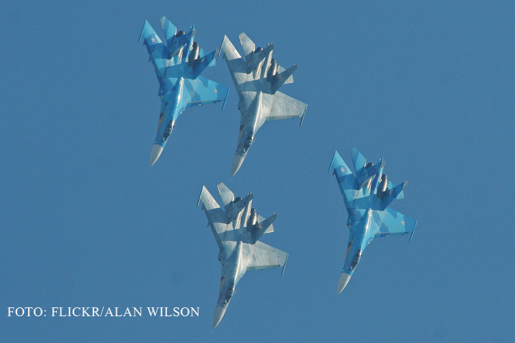 Un avion al Rusiei a interceptat unul american deasupra Mării Negre și s-a apropiat la 1.5 metri de el