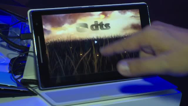 IFA Berlin 2015. S-a lansat tableta cu rezolutie 2K pentru filme, dar si tableta cu 4 difuzoare pentru gaming