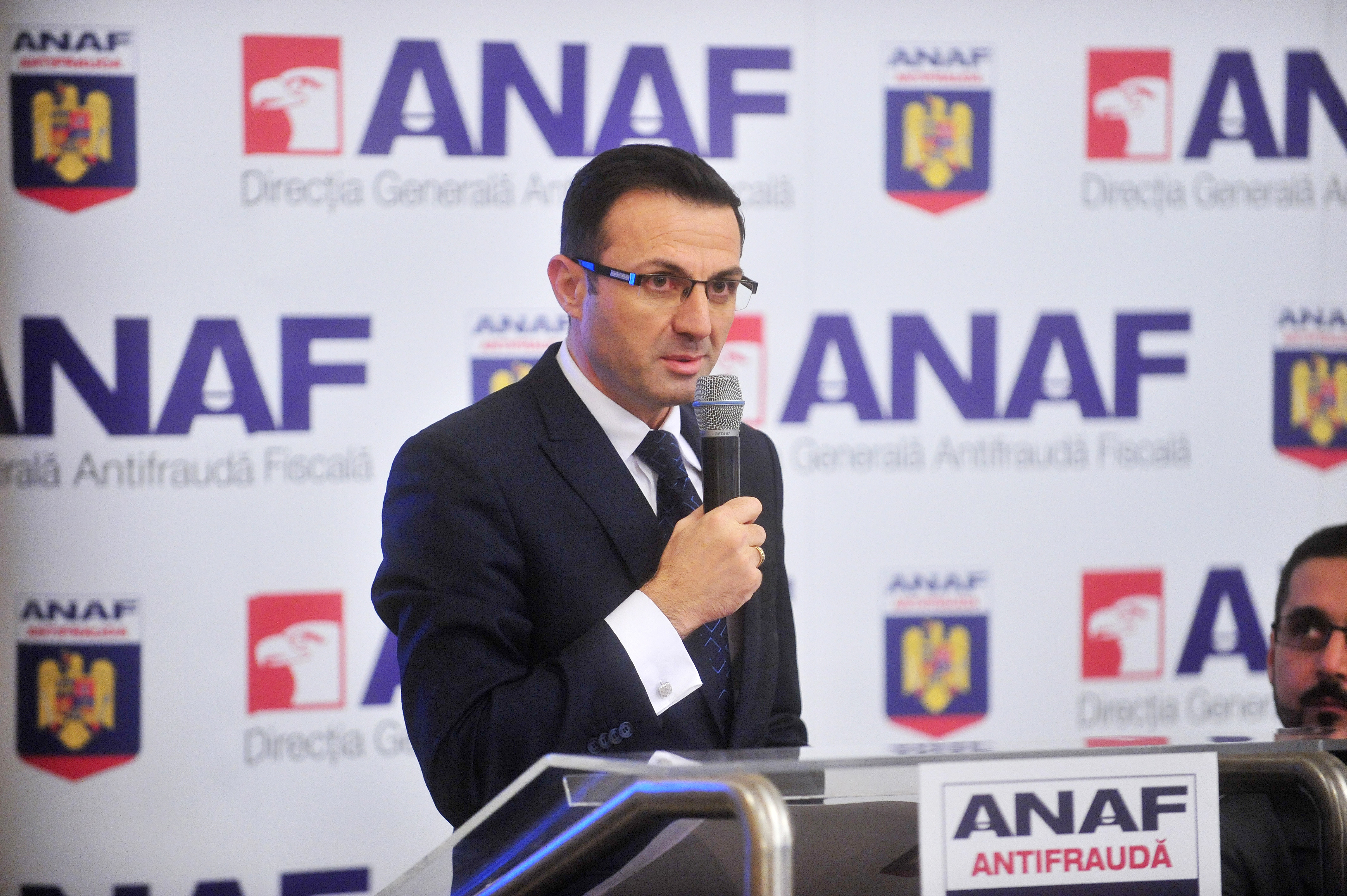 Vicepresedintele ANAF si-a dat demisia. Romeo Nicolae a fost pus sub control judiciar