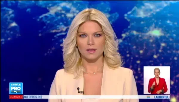 Incendiu violent la un atelier de tamplarie din Capitala. Pompierii au stins cu greu flacarile