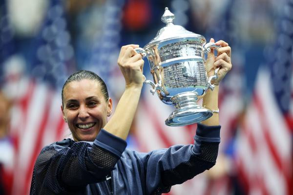 A eliminat-o pe Halep de la US Open, a castigat turneul, apoi si-a anuntat retragerea. Mesajul Simonei pentru Flavia Pennetta