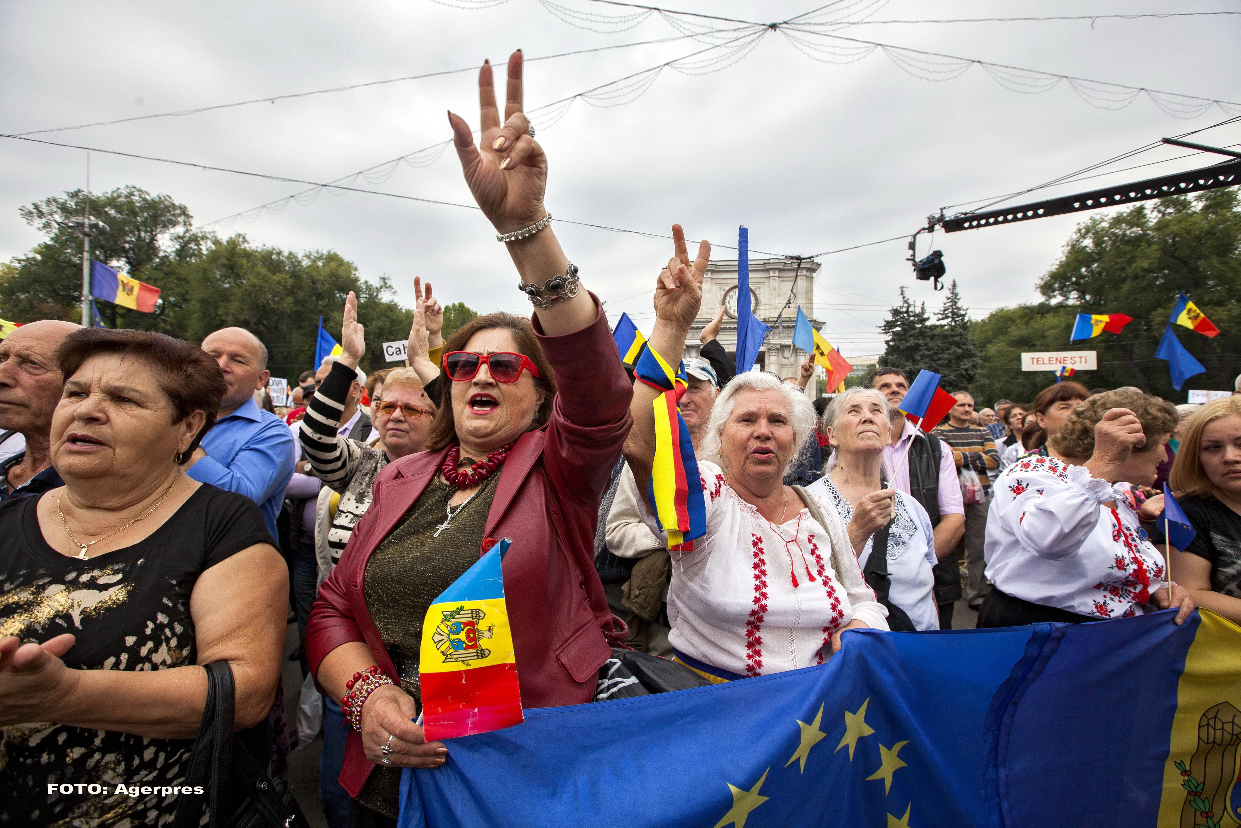 Protestatarii din Chisinau vor sa declanseze o greva generala si "alte actiuni de nesupunere civica". Ce spun politicienii