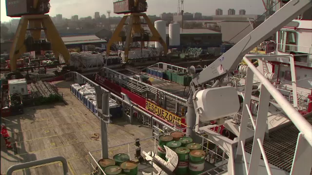 Trei algerieni clandestini, descoperiti la bordul unei nave din portul Constanta. Unde sperau sa ajunga inainte sa fie prinsi