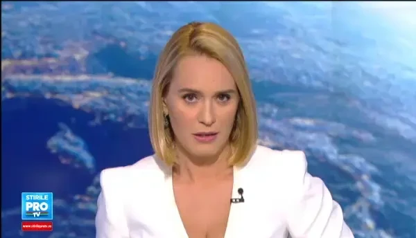 Corneliu Vadim Tudor, omul care a marcat epoca sa politica. Povestea unei vieti dedicate nationalismului si scandalului