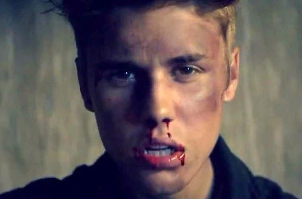 "Nu va puneti cu el! L-ar omori pe Bieber!" Este unul dintre cei mai controversati oameni din lume