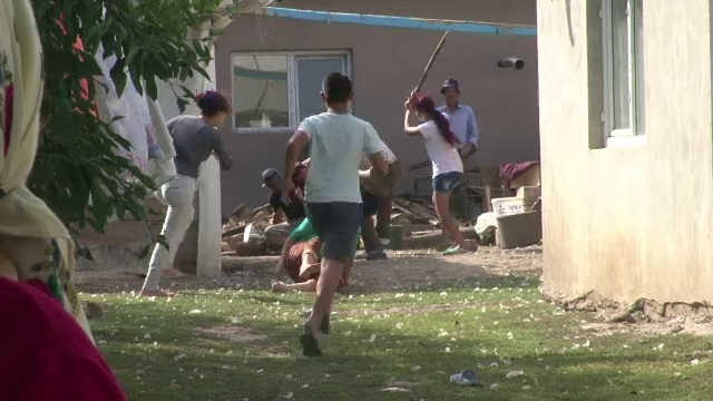 Bataie cu parii intr-o familie din Botosani. Motivul incredibil pentru care o mama a fost atacata chiar de surorile ei