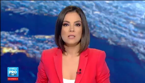 Corneliu Vadim Tudor, inmormantat dupa ce cavoul a fost SPART. Sute de oameni l-au condus pe ultimul drum