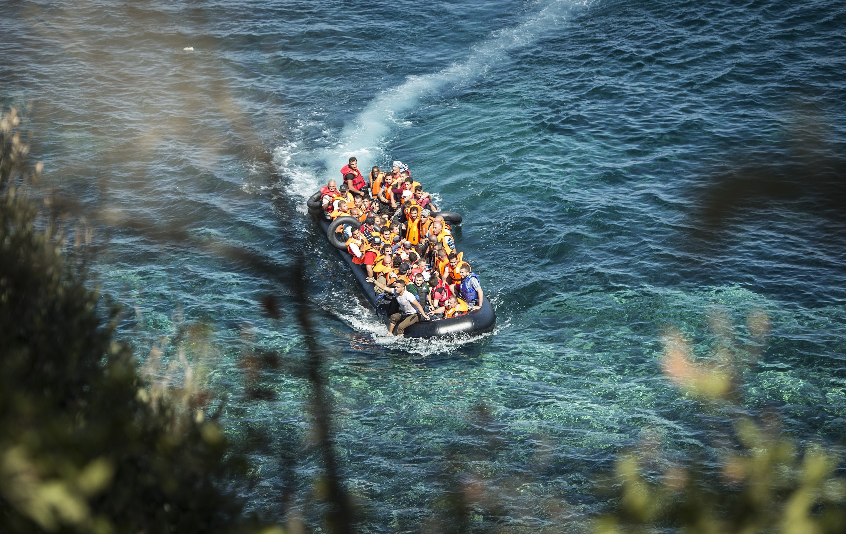 13 imigranti au murit, dupa ce barca lor s-a lovit de un feribot, in Marea Egee. Patru dintre victime erau copii