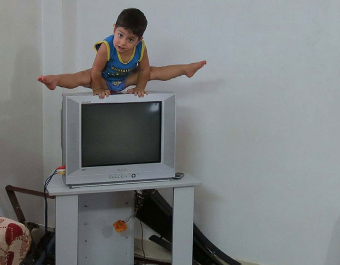 Un copil de 2 ani l-a detronat pe Micul Hercule. Ce poate sa faca baietelul: "Are un talent extraordinar". VIDEO