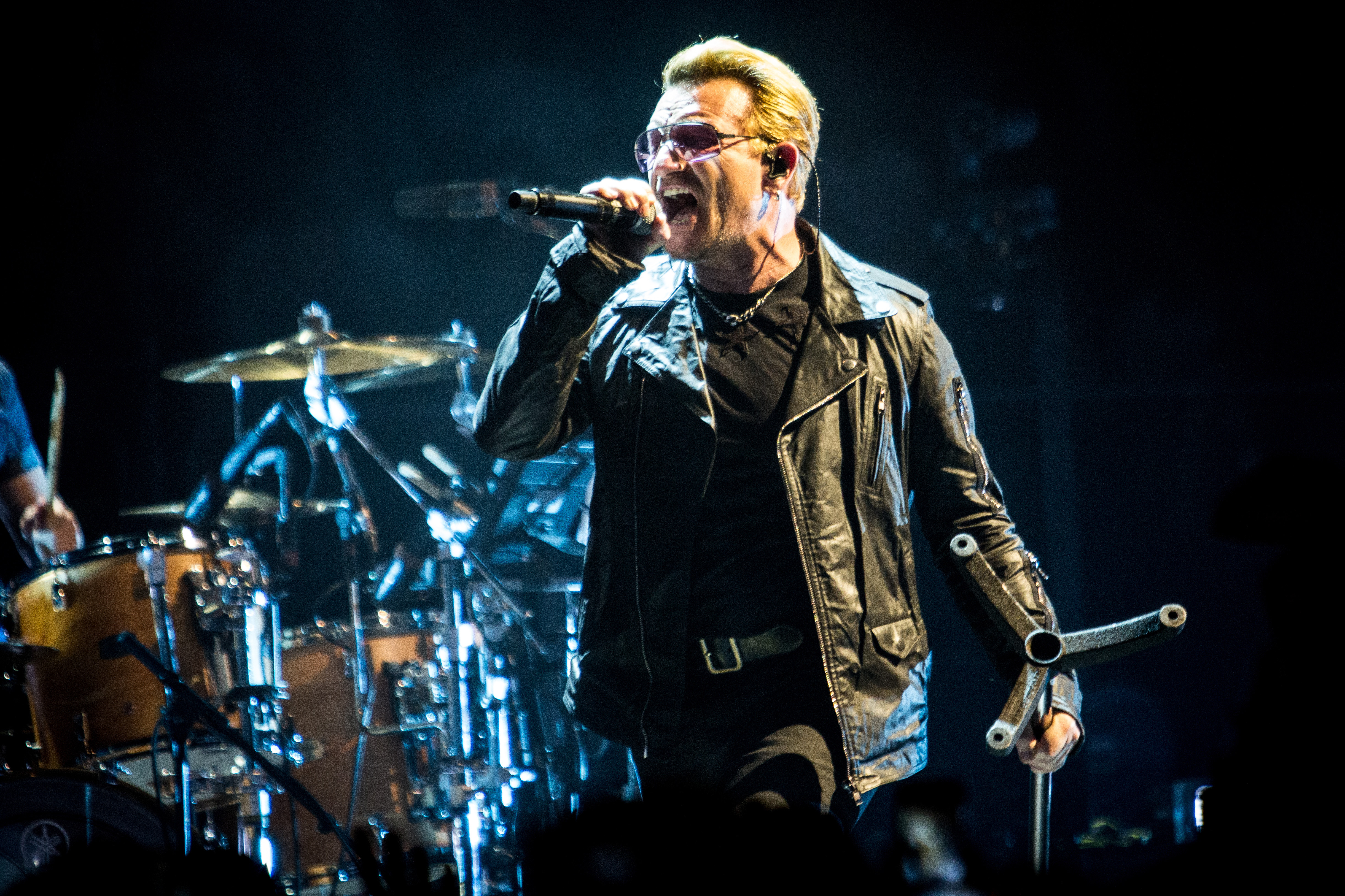 Concertul U2 de la Stockholm, anulat dupa ce un barbat a intrat inarmat pe stadion. Cum a reusit sa insele securitatea