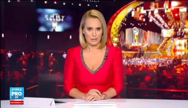 PREMIILE EMMY 2015. Game of Thrones a luat trofeul pentru cel mai bun serial dramatic. Julia-Louis Dreyfuss, inca un Emmy