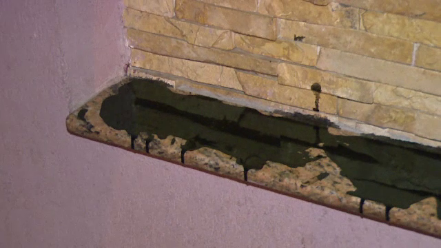 Biserica evanghelica din Pitesti, unsa cu ulei ars din cauza "actelor de vandalism" ale unor copii de doi ani