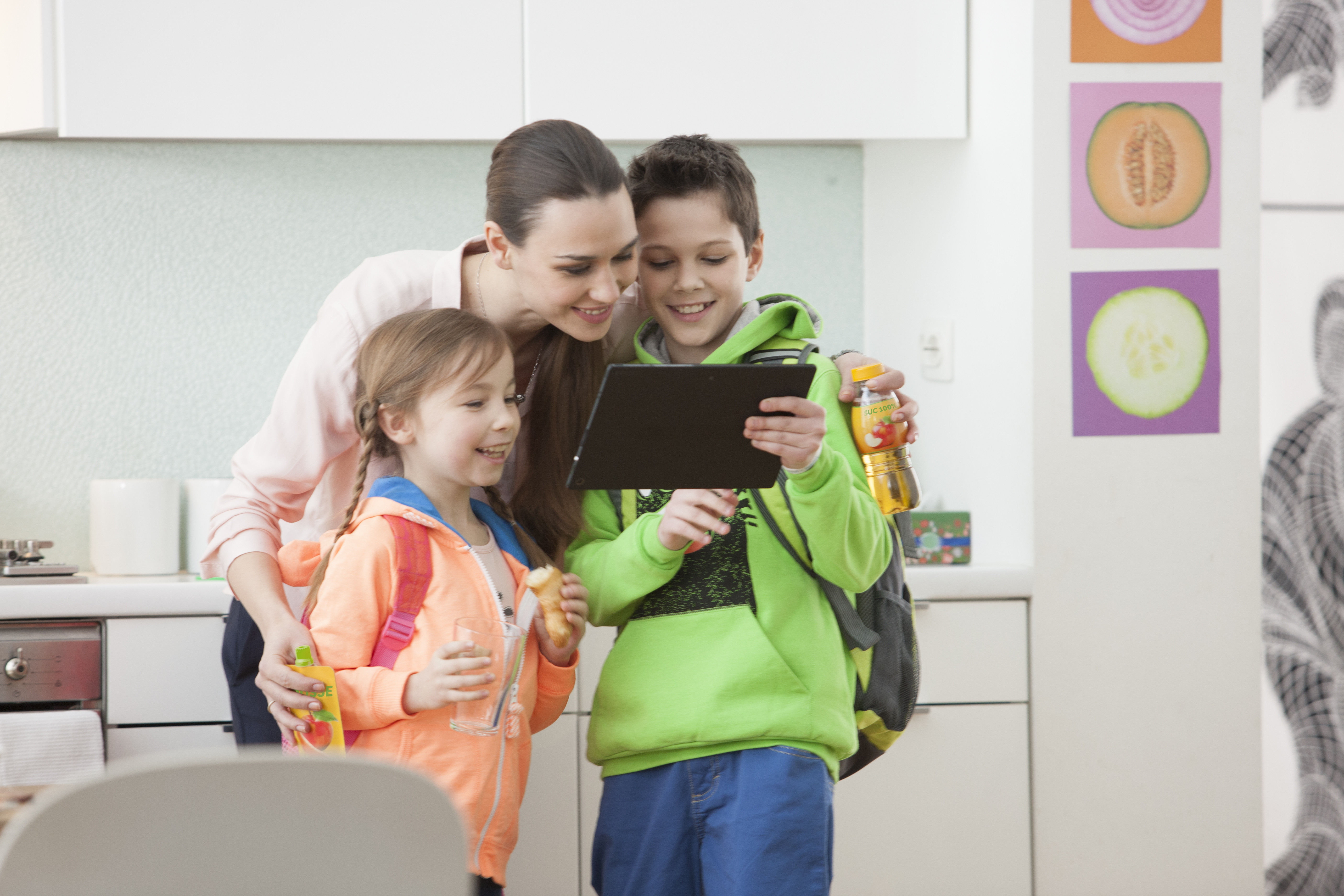 (P) Ambalaje speciale pentru a lua sucul preferat la plimbare sau in calatorii