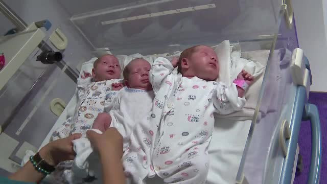 Cererile de adoptie pentru tripletele abandonate la maternitate se inmultesc. Ce vrea mama de la viitorii parinti ai fetelor