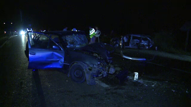 Un barbat a murit si 6 persoane au fost ranite intr-un grav accident din Buzau. Cine conducea masina lovita pe contrasens