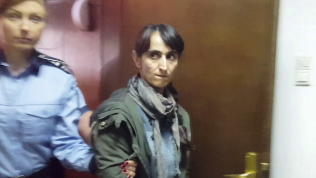 O jurnalista de origine turca, suspecta de terorism, a fost arestata la Bucuresti. Femeia este pe lista rosie a Interpolului