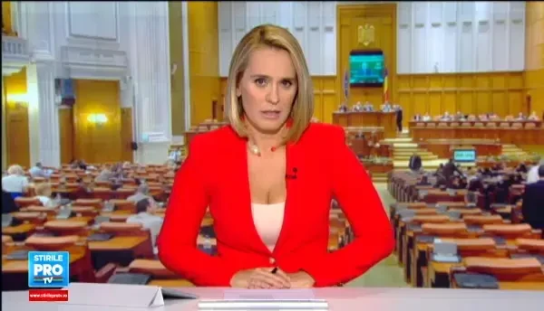 Motiunea de cenzura Demite-l pe Victor Ponta a fost citita in Parlament. Iohannis: Ar fi un lucru bun, sa treaca