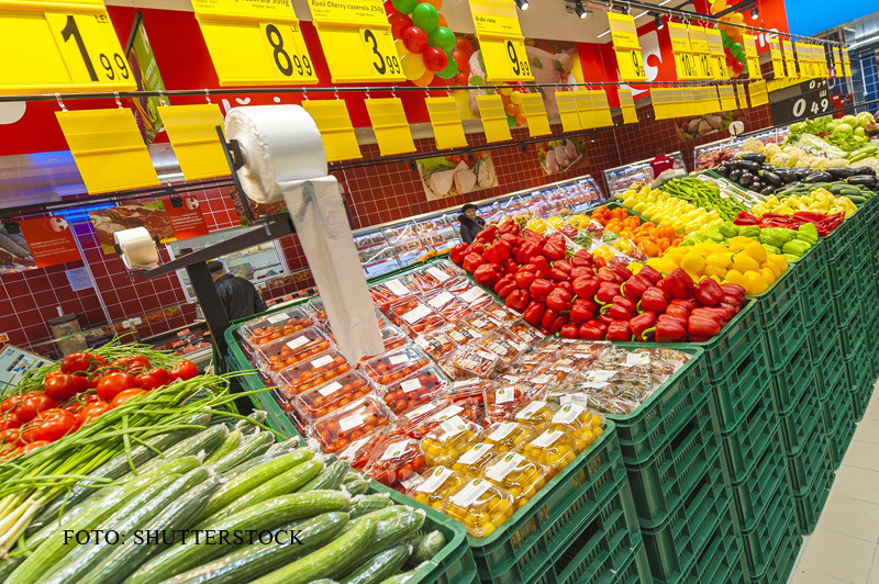 Adevarul despre legumele si fructele BIO. Un veteran din Afganistan povesteste cum a ajuns sa lupte cu melcii fara cochilie