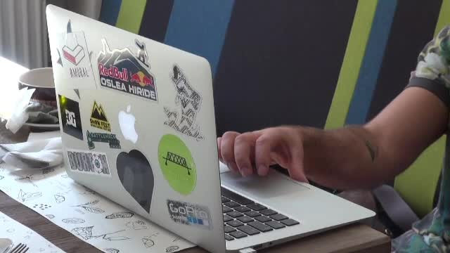 Ce este "telemunca", un proiect de lege aflat in dezbatere la Camera Deputatilor. "Libertatea asta ma face sa fiu productiv"