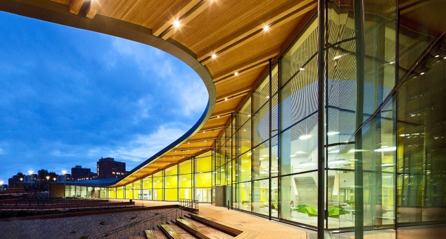 Scoala viitorului s-a deschis in Finlanda. Cum arata cladirea in care elevii fac ce vor si sunt prieteni cu profesorii