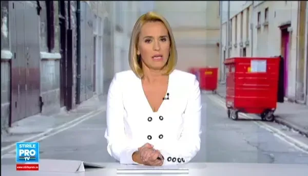 Profesoara acuzata ca si-a transat sotul, filmata in timp ce ducea saci grei la o pubela. Ce ar fi carat femeia in ei