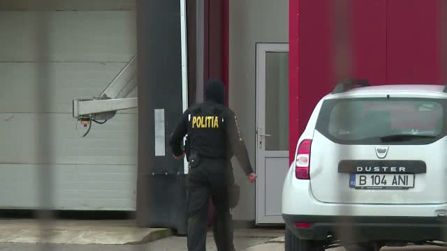 Perchezitii la un procesator de carne din judetul Alba. Prejudiciul ar fi de 2 milioane de euro