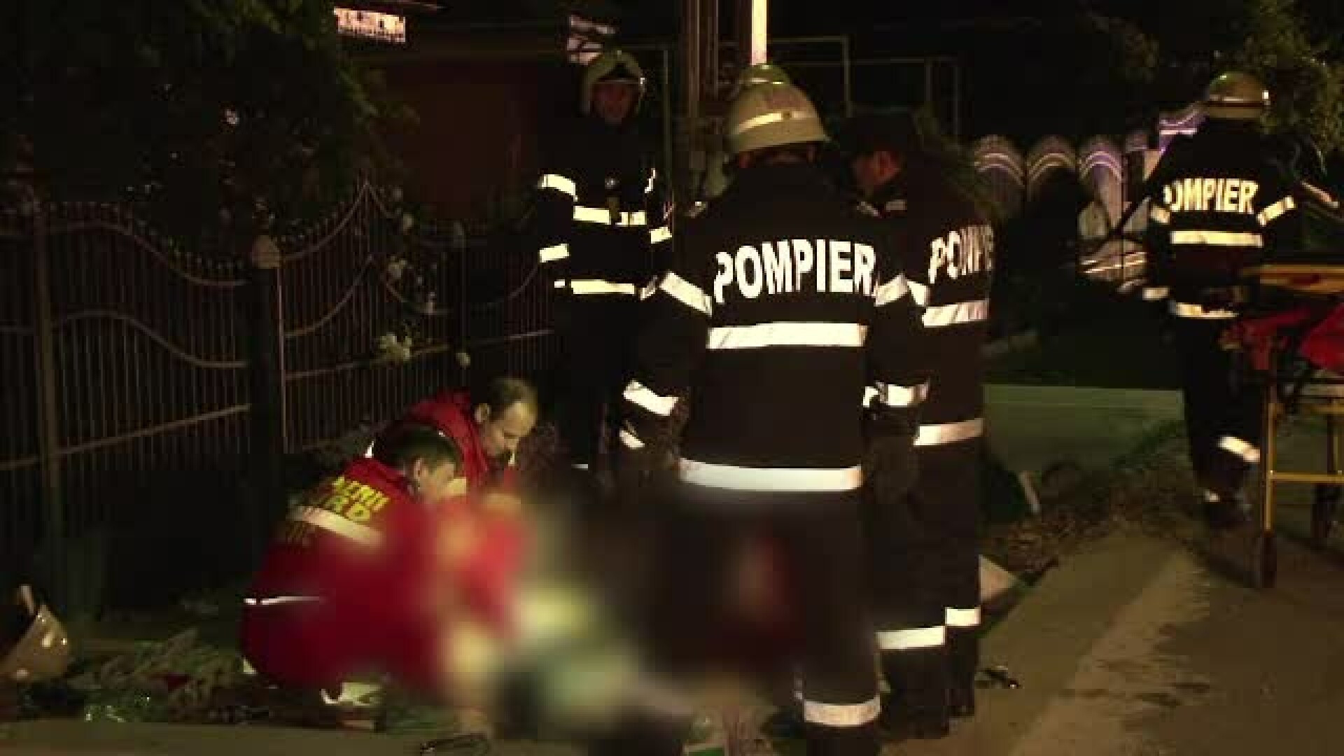 A intrat cu masina intr-un pod, ca o ghiulea, si a murit pe loc. Accident cu un bolid de zeci de mii de euro