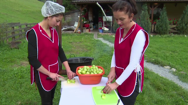 Doua gospodine au transformat legumele in delicatese demne de restaurant de lux. Cum prepara dulceturi inedite