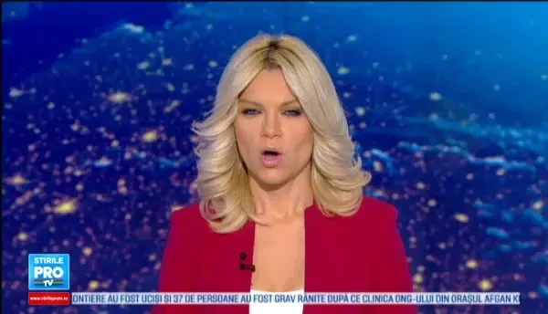 Limba romana, studiata intr-o gradinita si o scoala din Italia. Parintii elevilor straini sunt nemultumiti de programa