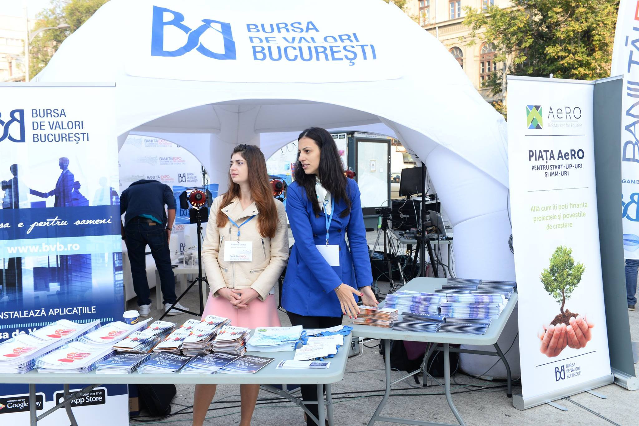 Primul targ dedicat in exclusivitate serviciilor financiare. Ce se poate face la "Banii Tai Expo", in Piata Universitatii