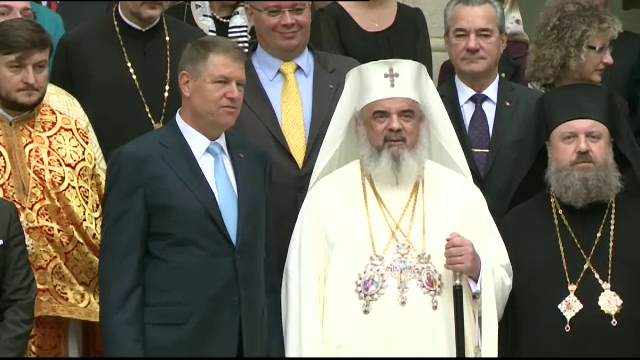Klaus Iohannis a participat la slujba de sfintire a noii catapetesme a Bisericii Palatului Cotroceni