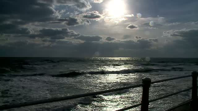 Ce puteti face cu ultimele zile de concediu. Efectele unei plimbari de la 6 dimineata, pe malul marii, in luna octombrie